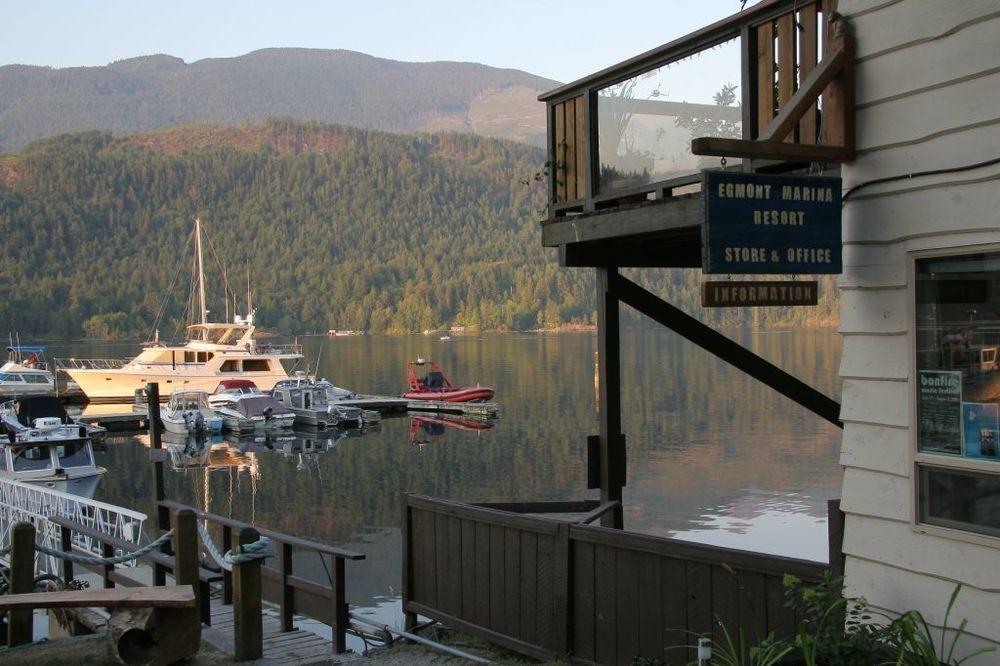 Backeddy Resort And Marina Egmont Eksteriør billede